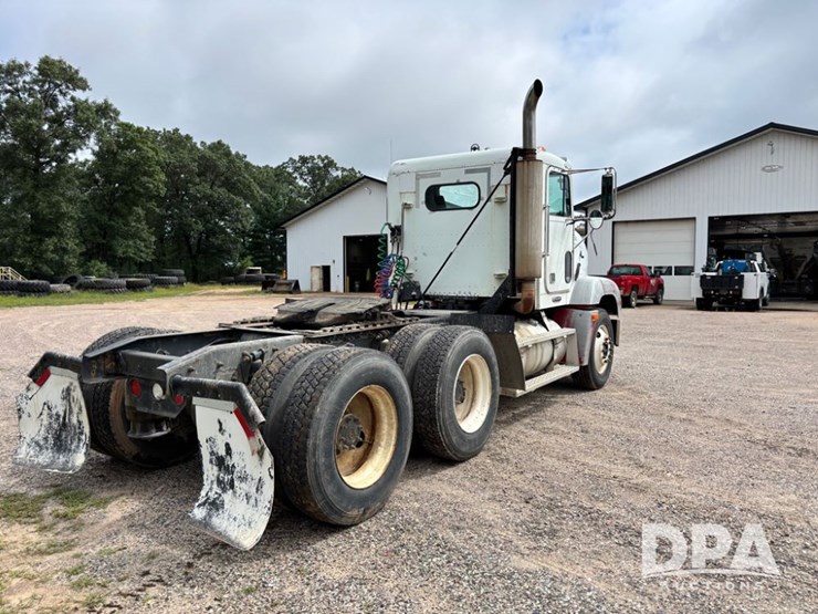1999-freightliner-truck-(dr12135-unit-474)-image-7