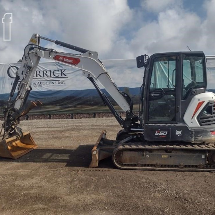 2023 BOBCAT E60