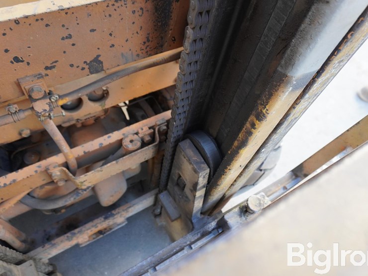 komatsu-fg20-8-image-12