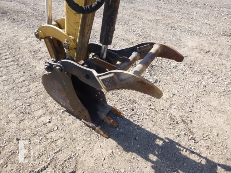 2012-caterpillar-303.5d-cr-image-16