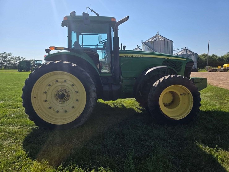 2004-john-deere-8320-image-12