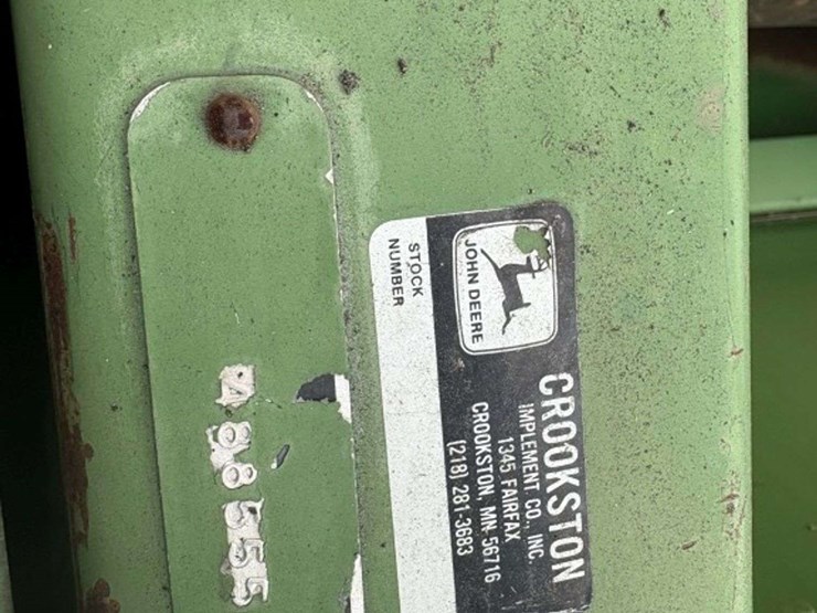 john-deere-224-image-25