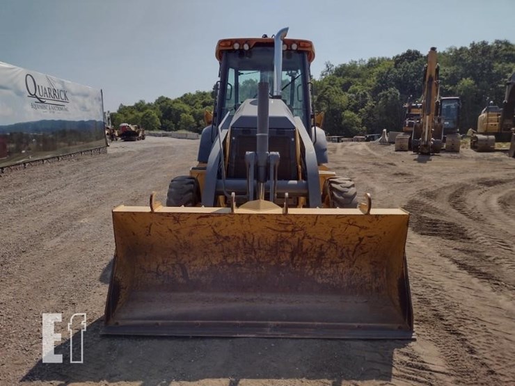 2017-deere-310sl-image-2