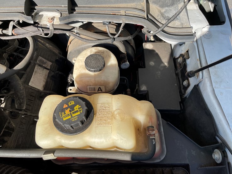 2015-ford-f250-xl-image-40