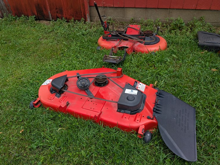 #3004-•-mower-decks-image-1