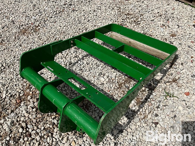 john-deere-7000-image-1