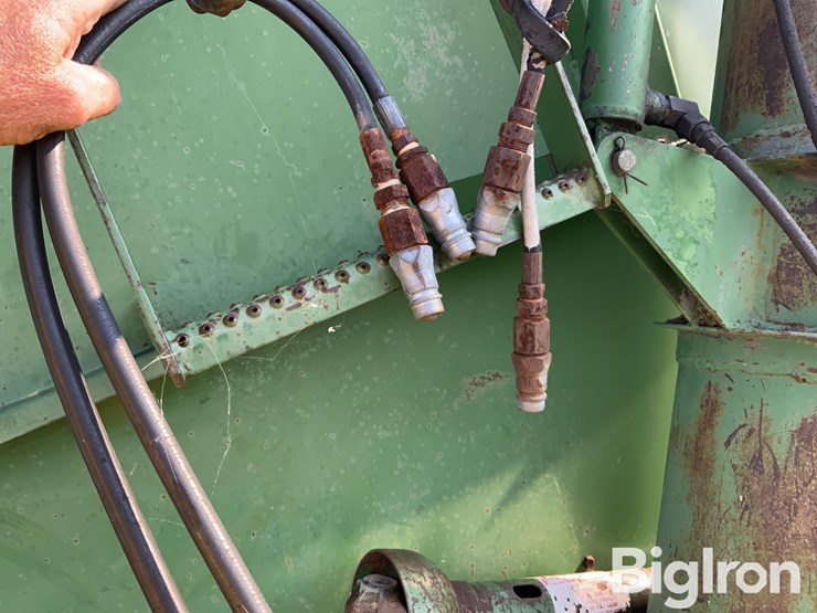 john-deere-650-image-12