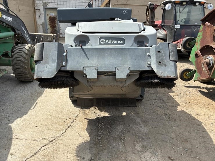 advance-cs7000-image-5
