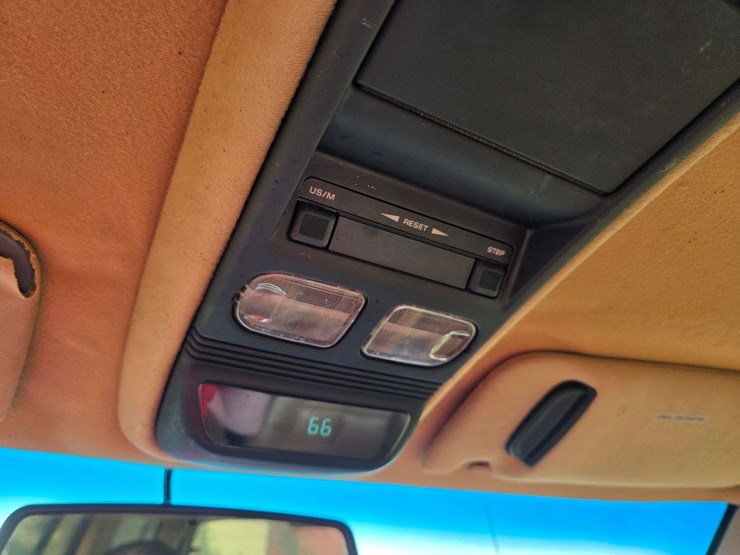 1996-jeep-grand-cherokee-limited-image-46