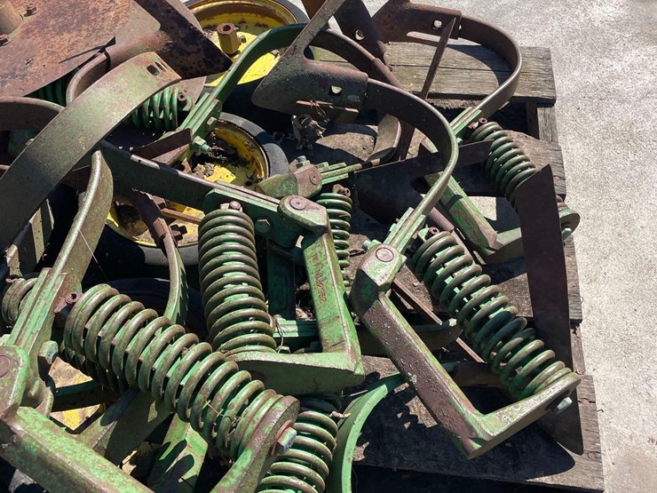 john-deere-row-crop-cultivator-parts-image-5