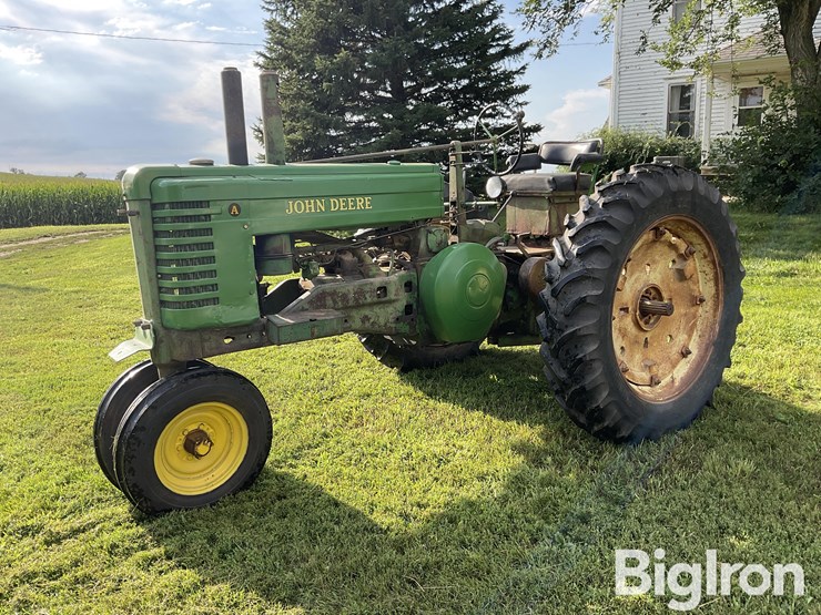 1951-john-deere-model-a-image-1