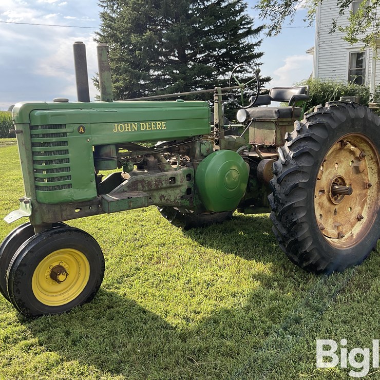 1951 JOHN DEERE MODEL A