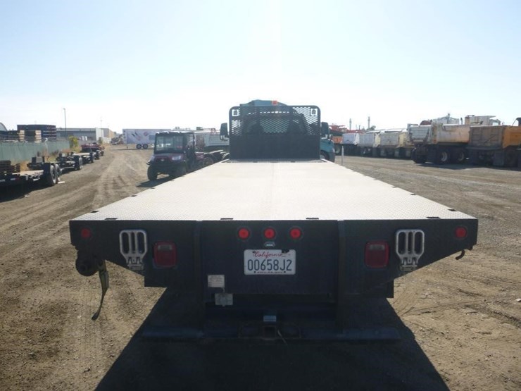 2017-ford-f650-image-6
