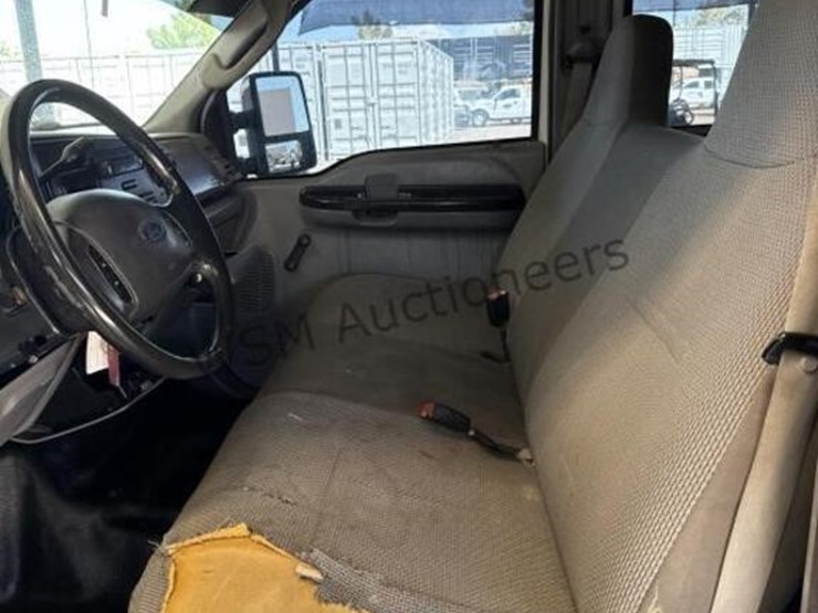 2005-ford-f250-image-21