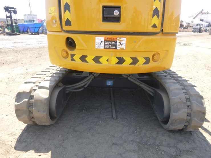 2022-deere-17g-image-30
