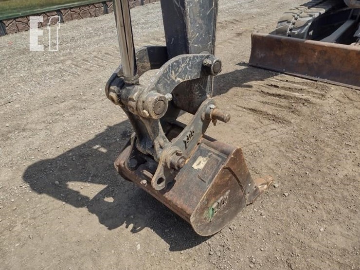 2017-deere-60g-image-17