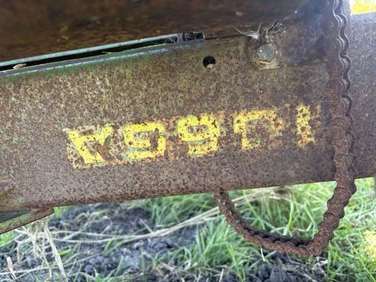 john-deere-1065a-image-21