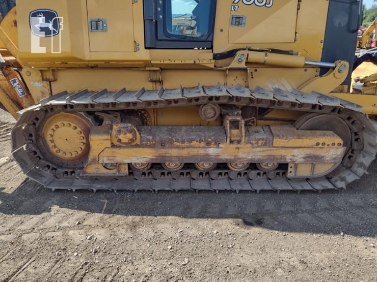 2012-deere-700j-lt-image-29
