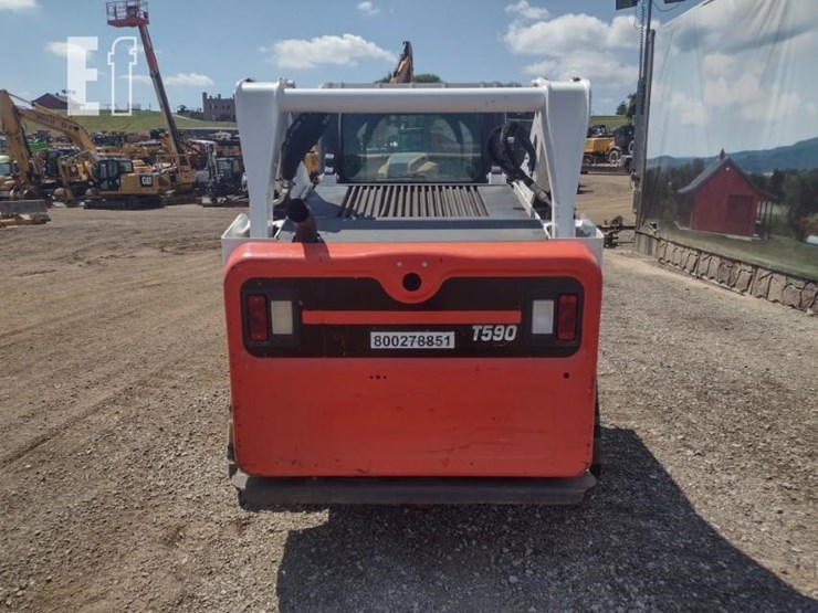 2020-bobcat-t590-image-4