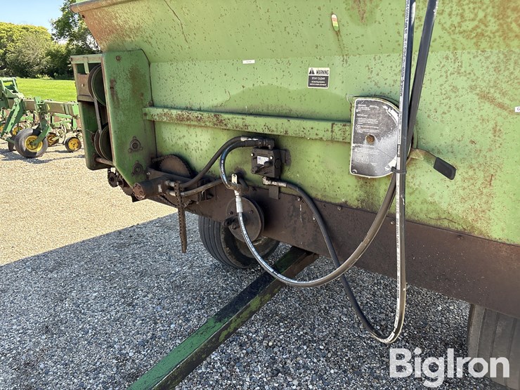 john-deere-714-image-13