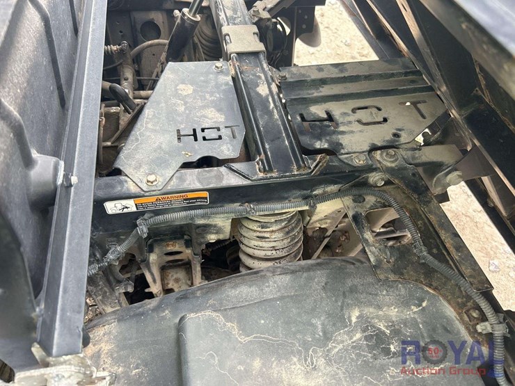 2019-kubota-rtvx1140-image-7