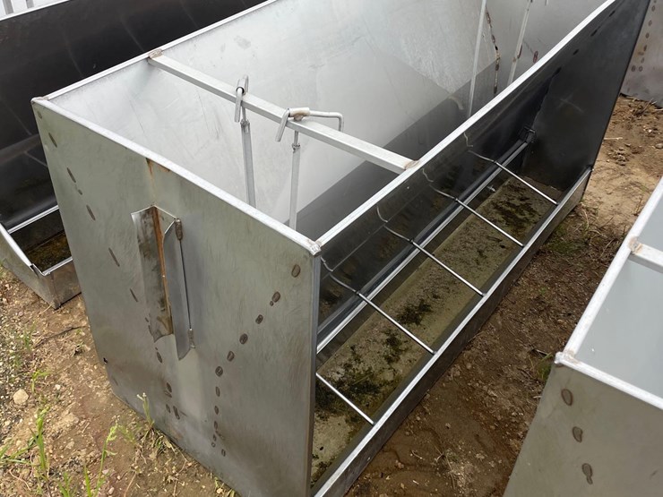 7--hog-feeders-image-7
