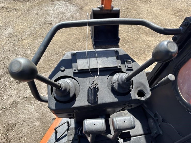 mitsubishi-mx35-image-27