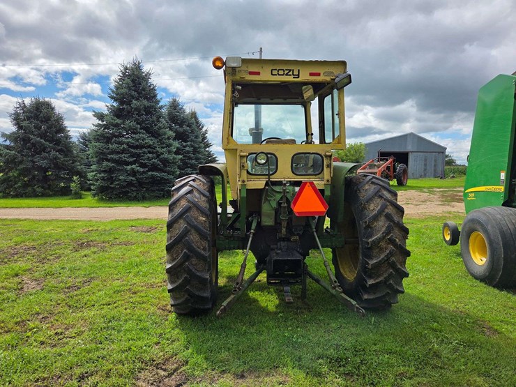 john-deere-4020-image-13