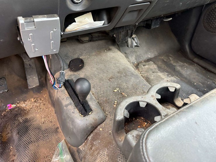 2006-chevrolet-2500-image-29