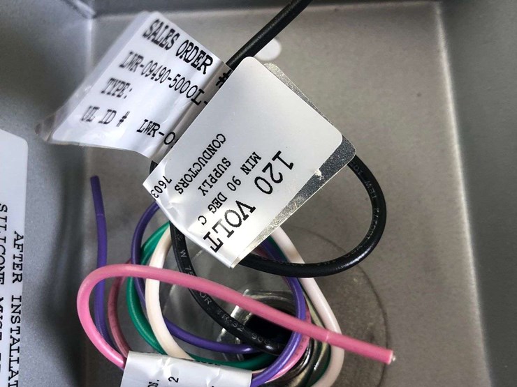 qty(2)-led-pole-lights-image-3