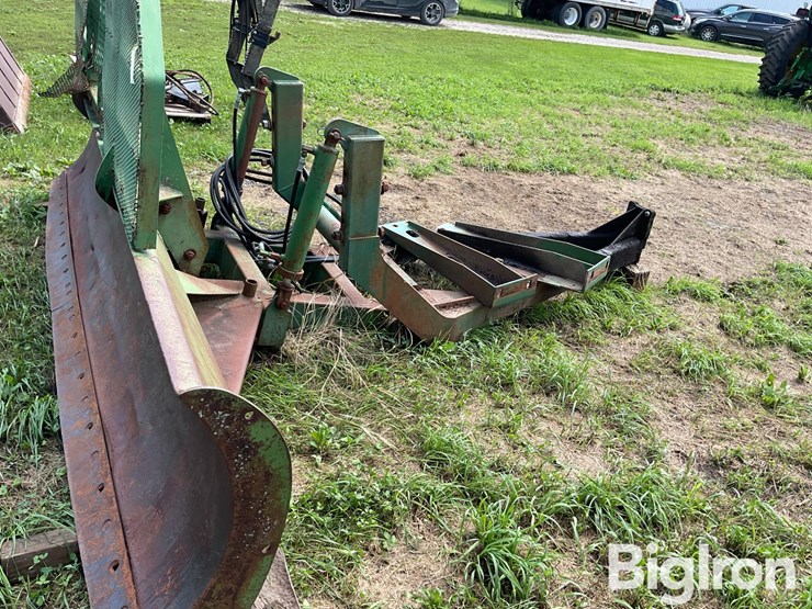 john-deere-12-image-8