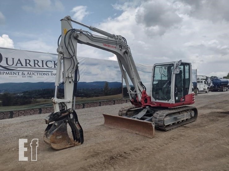 2022-takeuchi-tb290-image-46