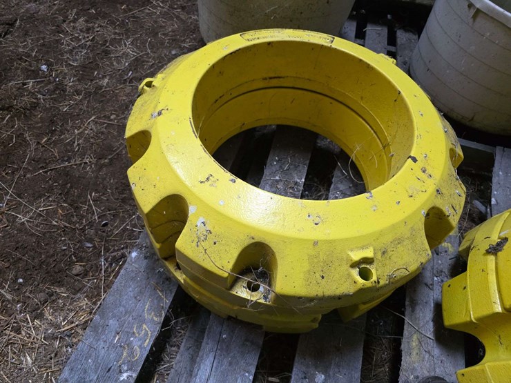 (2)-john-deere-rear-wheel-weights,-205kg,-part-#-in-photos-image-3