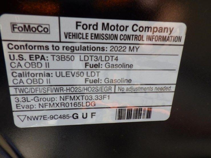 2022-ford-explorer-image-13