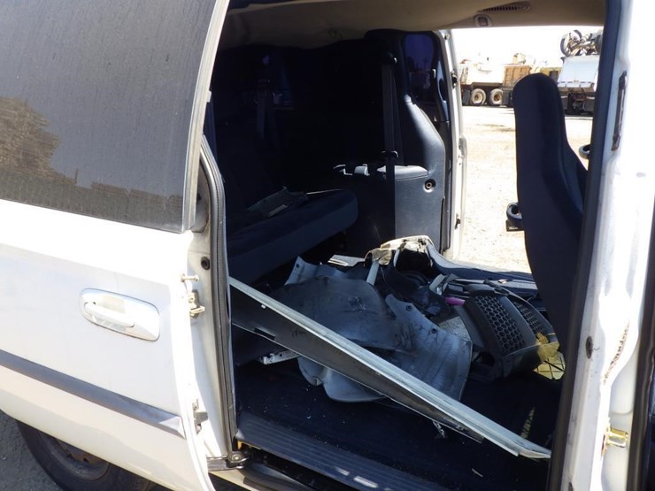 2002-dodge-grand-caravan-image-9