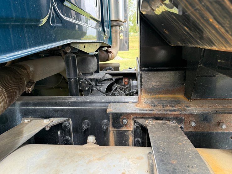 western-star-4900-image-29