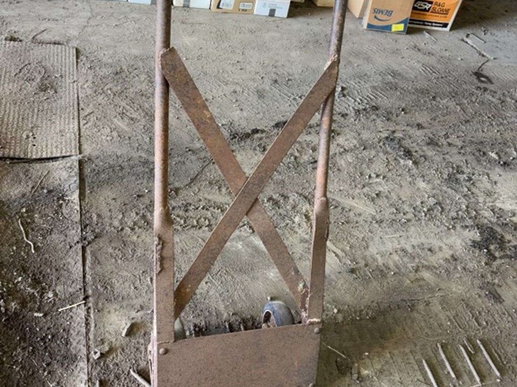 warehouse-cart-image-1