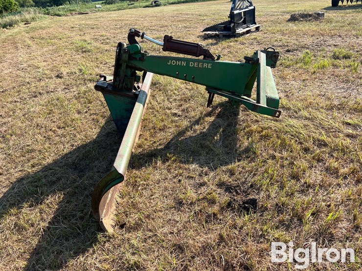 john-deere-115-image-4