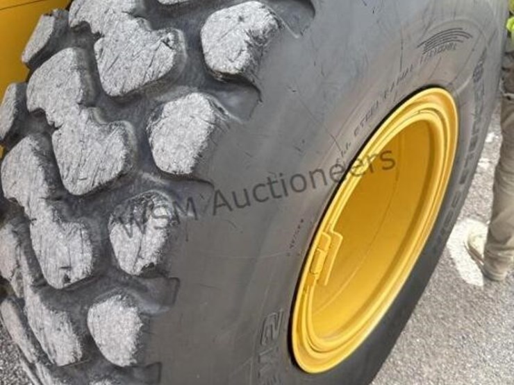 2012-caterpillar-930k-image-14