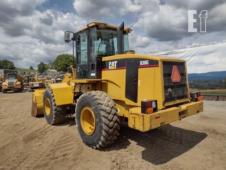 2002-caterpillar-938g-image-35