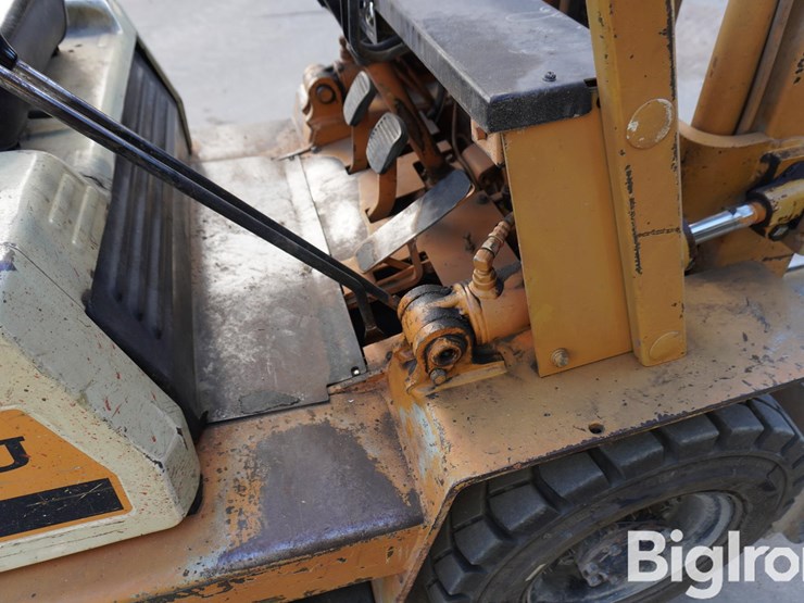 komatsu-fg20-8-image-16