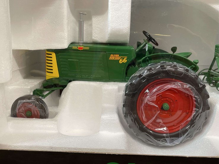 1/16-oliver-66-w/harrow-2008-ttt-nib-sc-image-8