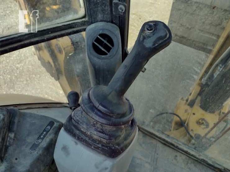 2011-caterpillar-420e-it-image-12