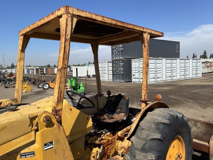 massey-ferguson-mf34a-image-29