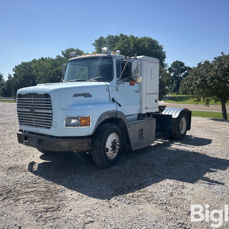 1989 FORD LA9000