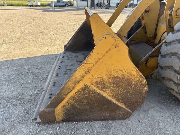 allis-chalmers-745-wheel-loader,-23.5-25-tires,-20-ply-fronts,-16-ply-rears,-115”-material-bucket,-w-image-12