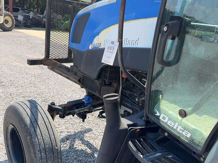 new-holland-t6020-image-17