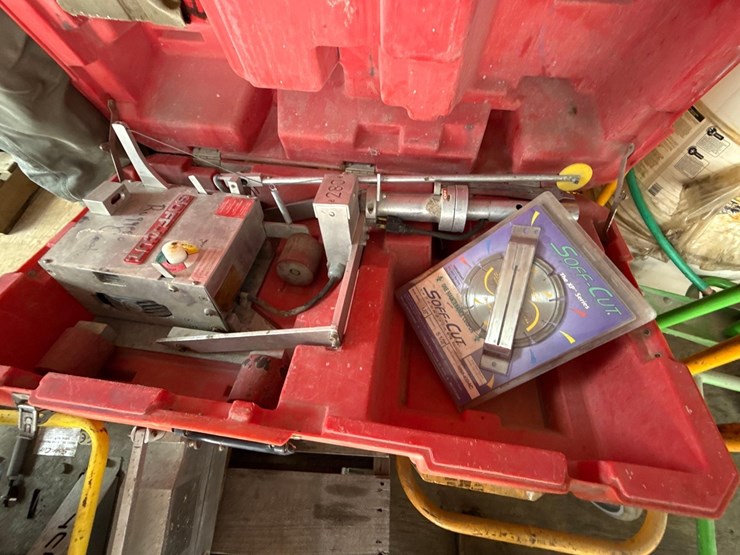 soff-cut-electric-green-concrete-saw-support-equipment-image-1