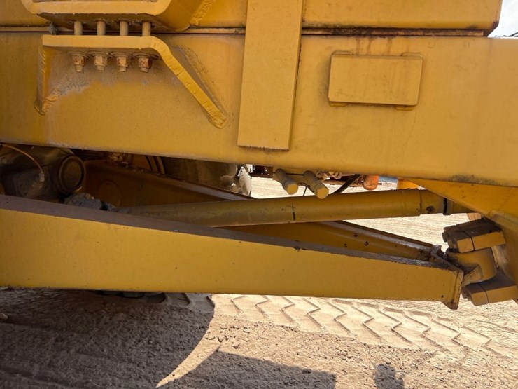 1995-volvo-a25c-image-22