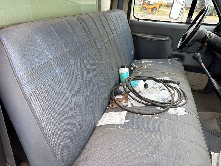 1989-ford-f350-image-21
